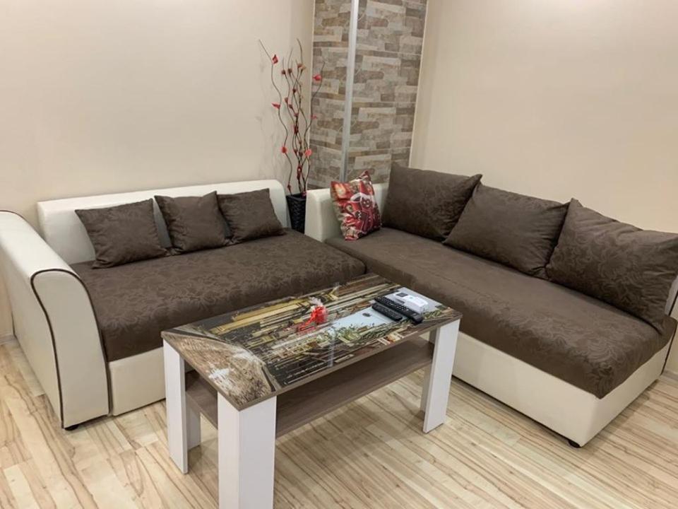 Апартамент Дани Apartament Dani Kazanlŭk المظهر الخارجي الصورة