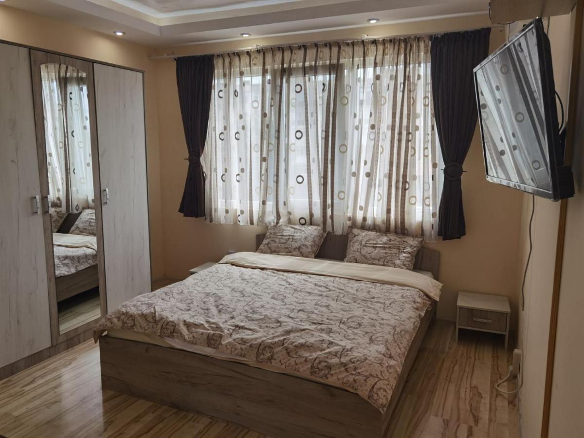 Апартамент Дани Apartament Dani Kazanlŭk المظهر الخارجي الصورة