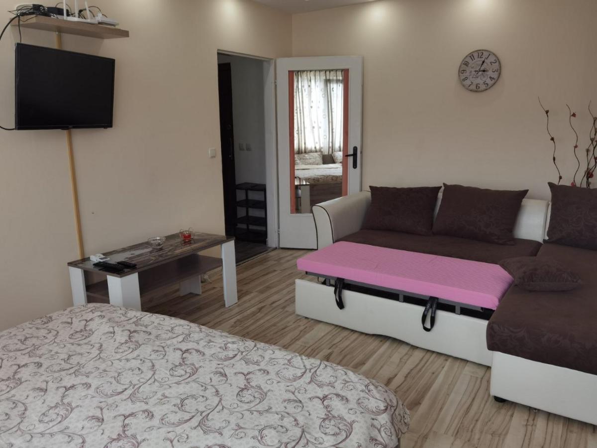Апартамент Дани Apartament Dani Kazanlŭk المظهر الخارجي الصورة